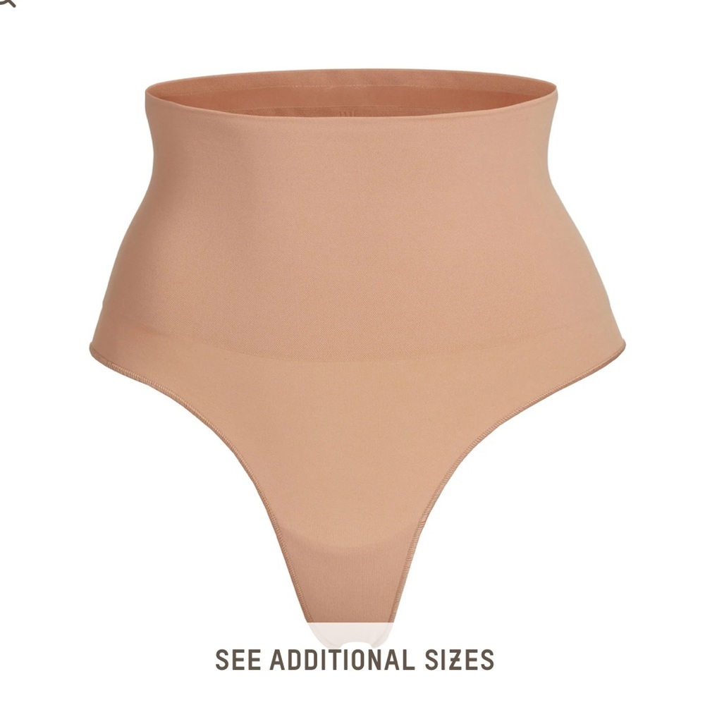 SKIMS Core Control Thong S/M